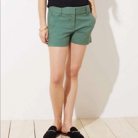 LOFT Riviera Chino Shorts - Navy & Green - Sz 2 - Picture 2 of 6